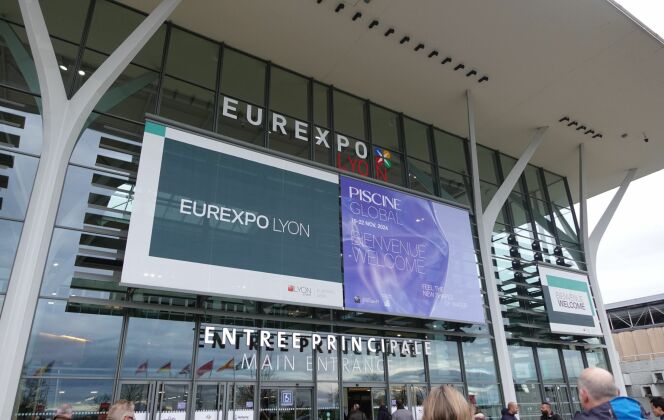 A l'entrée d'Eurexpo, Piscine Global nous accueille avec sa nouvelle identité visuelle DR