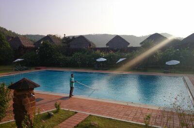 Comment nettoyer un liner de piscine ? 