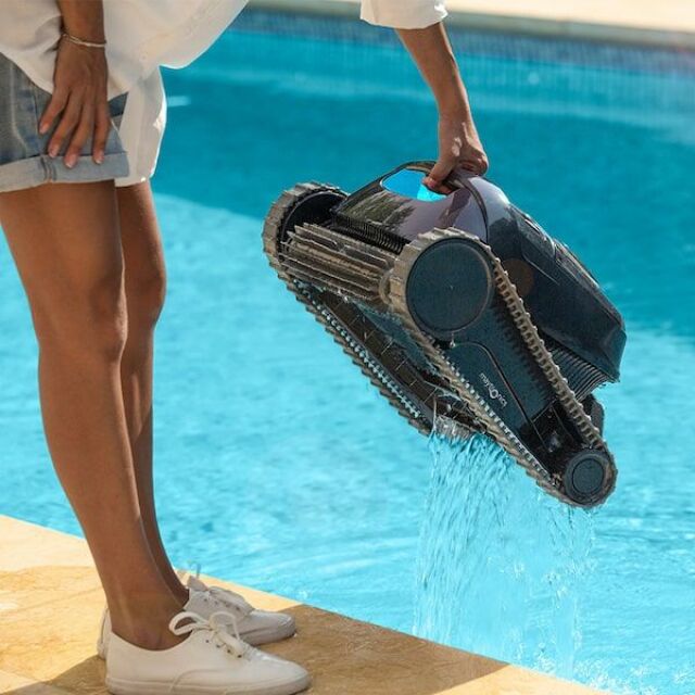 Quel type de robot nettoyeur pour ma piscine hors-sol ?