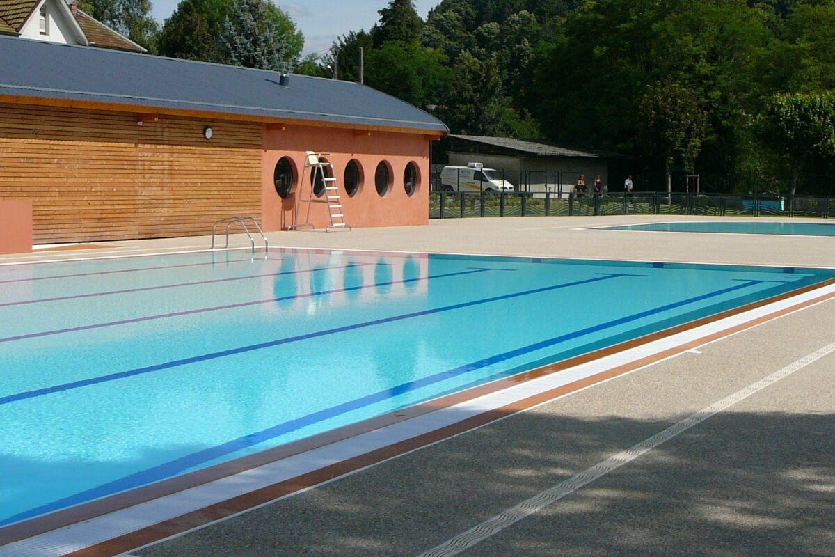 Piscine de Vinay - Horaires, tarifs et téléphone