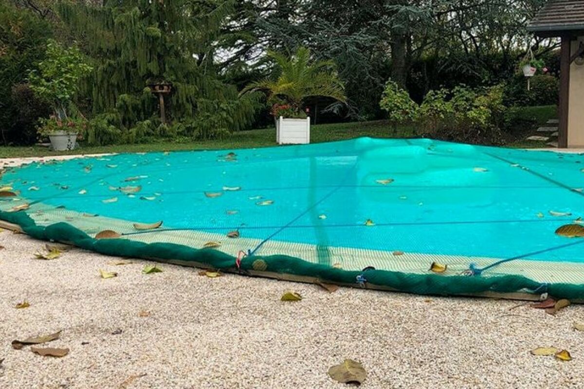 Filet à feuilles pour piscines enterrées et hors sol, couverture  rectangulaire pour feuilles de piscine peut facilement nettoyer les  feuilles et les