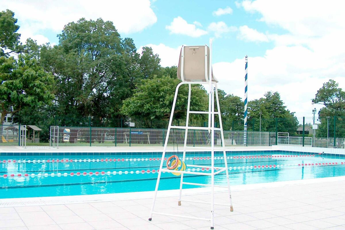 Piscine à Baignes Sainte Radegonde - Horaires, tarifs et téléphone