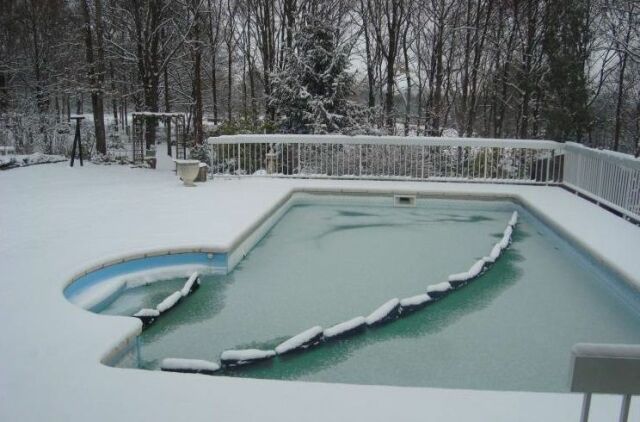 Set d'hivernage : préparez votre piscine à faire face aux rigueurs du froid