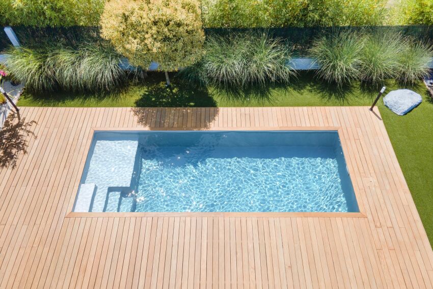 Nouveauté Waterair : la piscine Joana, équipée de son escalier Matcha&nbsp;&nbsp;