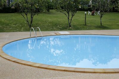 Le liner de piscine : le revêtement indispensable à la finition du bassin