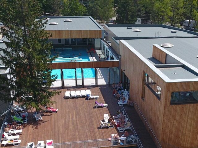 Piscine De Serre Ponçon à Embrun Horaires Tarifs Et