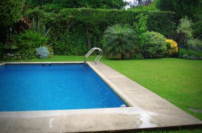 Quel est l'effet de la pluie sur l’eau d’une piscine&nbsp;?