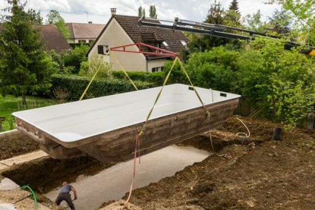 Poids d’une piscine coque