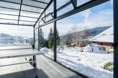 Pourquoi choisir le verre pour votre abri de piscine ?