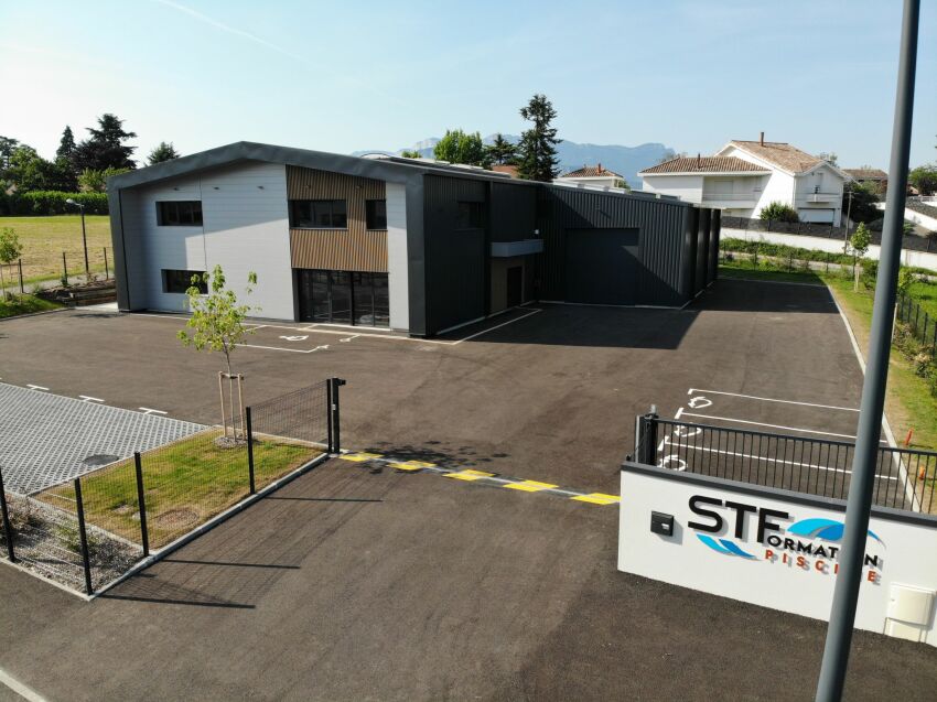 Se former à la pose de membranes armées en piscine, avec ST Formation&nbsp;&nbsp;