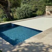 Tout savoir sur le choix d’un volet immergé pour piscine