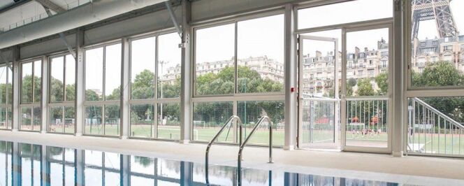 Une Piscine éphémère Ouvre à Paris