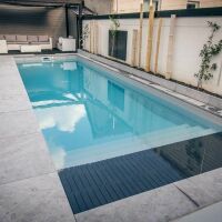 Volet de piscine hors sol ou immergé : comment faire le bon choix&nbsp;?